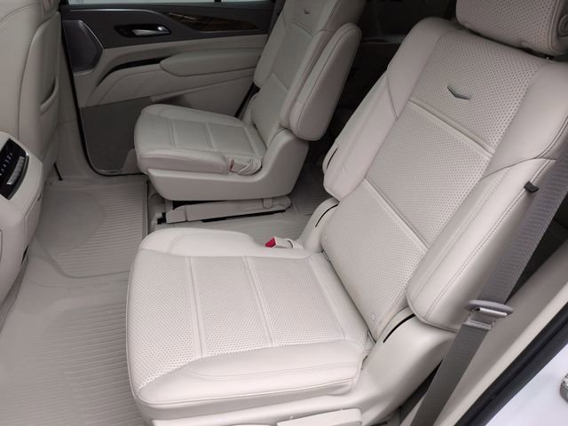 Used 2022 Cadillac Escalade Premium Luxury Platinum w/ LPO, Radiant Package image 22
