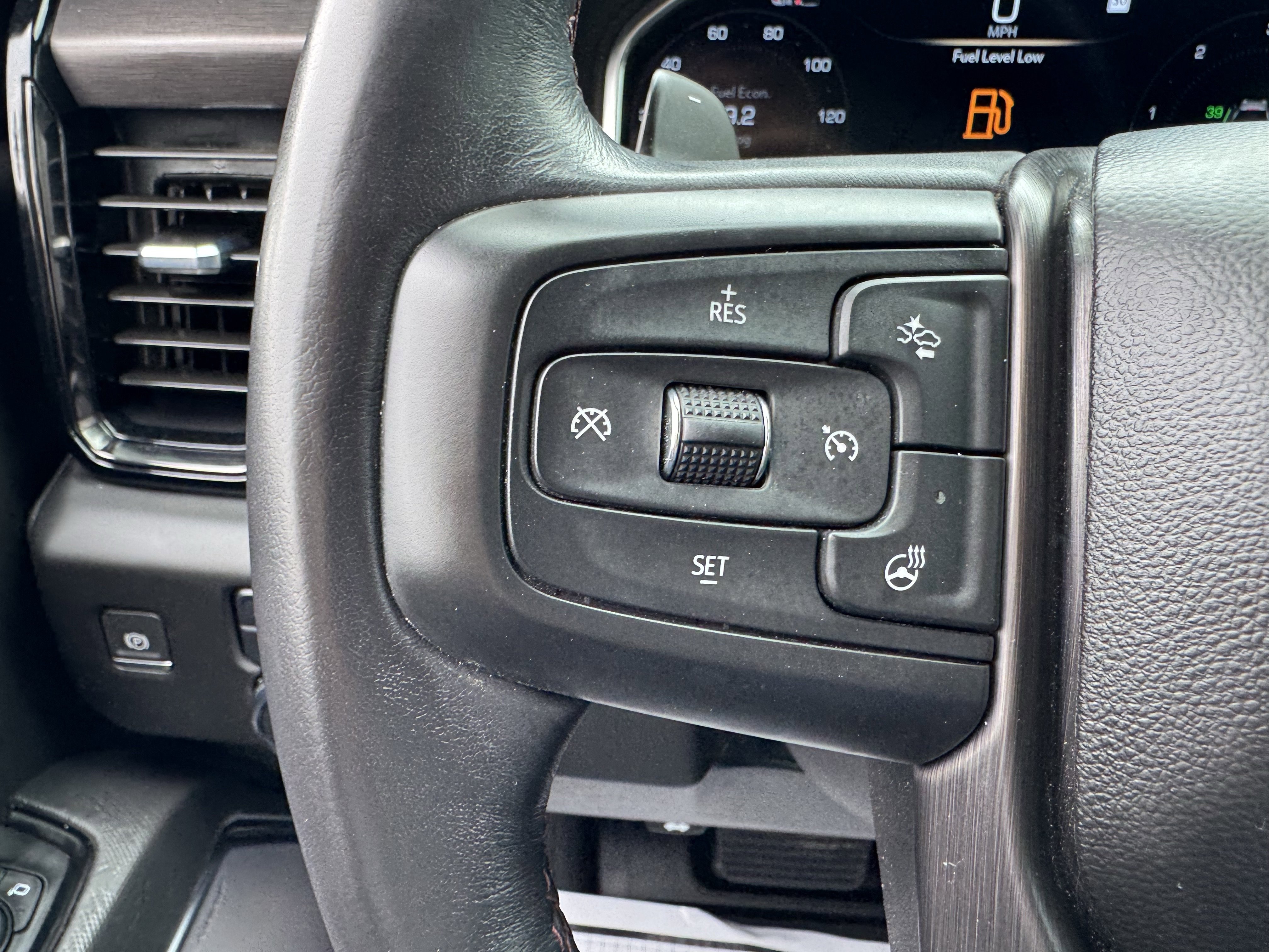 Used 2024 GMC Sierra 1500 AT4X image 9