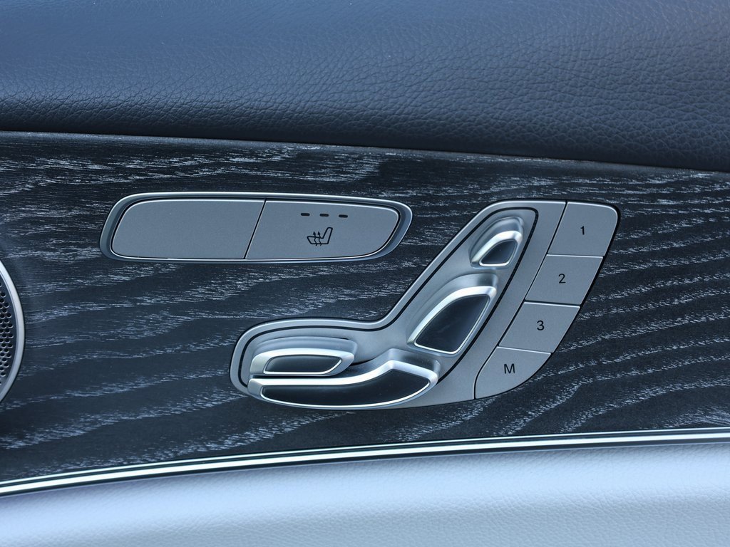 Used 2022 Mercedes-Benz E 350 Sedan w/ Driver Assistance Package image 22