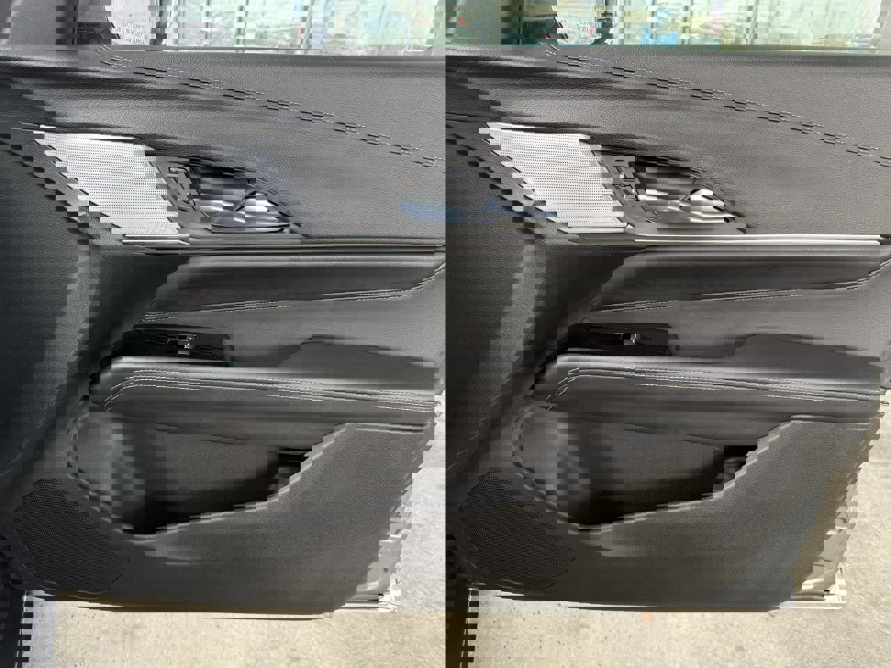 Used 2022 Cadillac CT4 Premium Luxury image 27