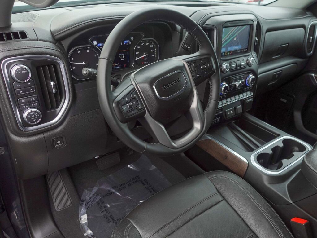 Used 2023 GMC Sierra 2500 Denali image 10