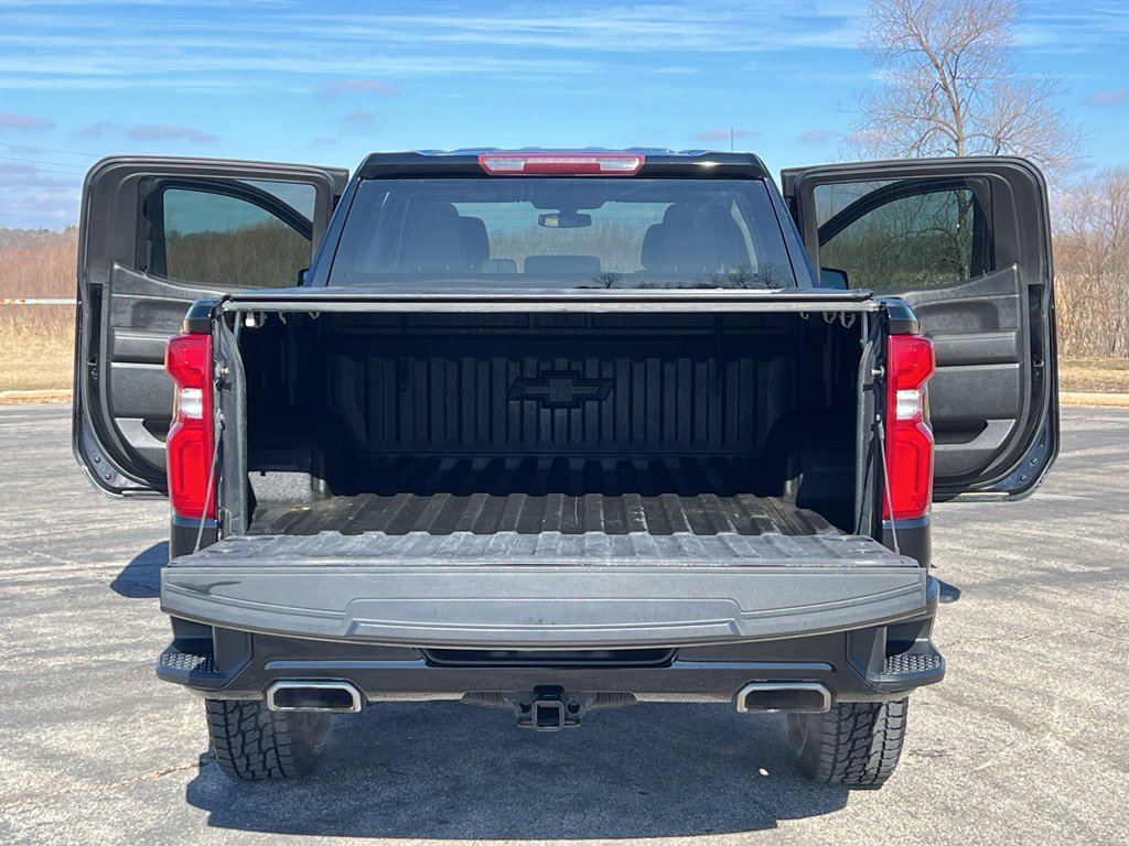 Used 2022 Chevrolet Silverado 1500 LT Trail Boss w/ Bed Protection Package image 38