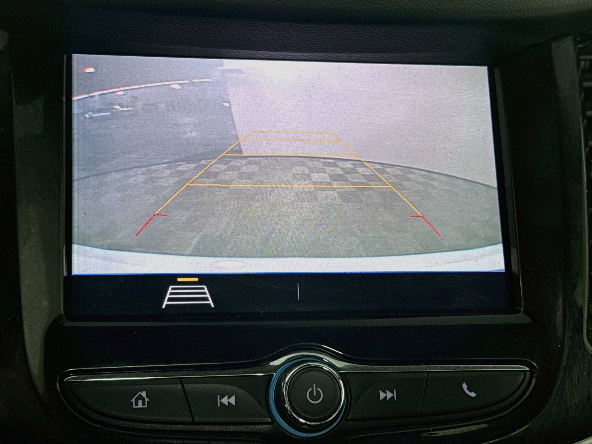 Used 2021 Chevrolet Trax LS FWD image 18