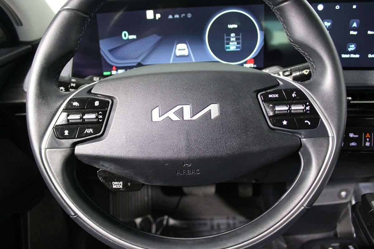 Used 2024 Kia EV6 Wind w/ Wind Technology Package RWD image 13