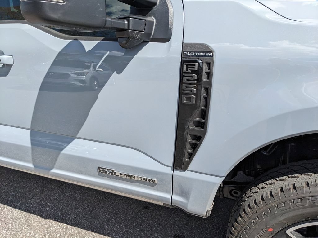 New 2026 Ford F250 Platinum AWD/4WD image 10