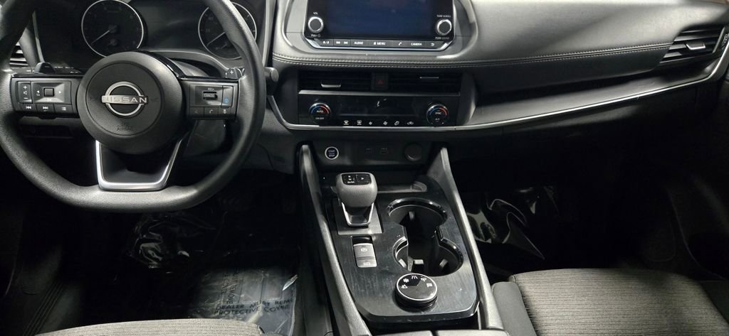 Used 2023 Nissan Rogue SV image 13