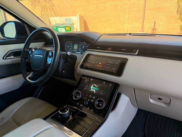 Used 2018 Land Rover Range Rover Velar S AWD/4WD image 30