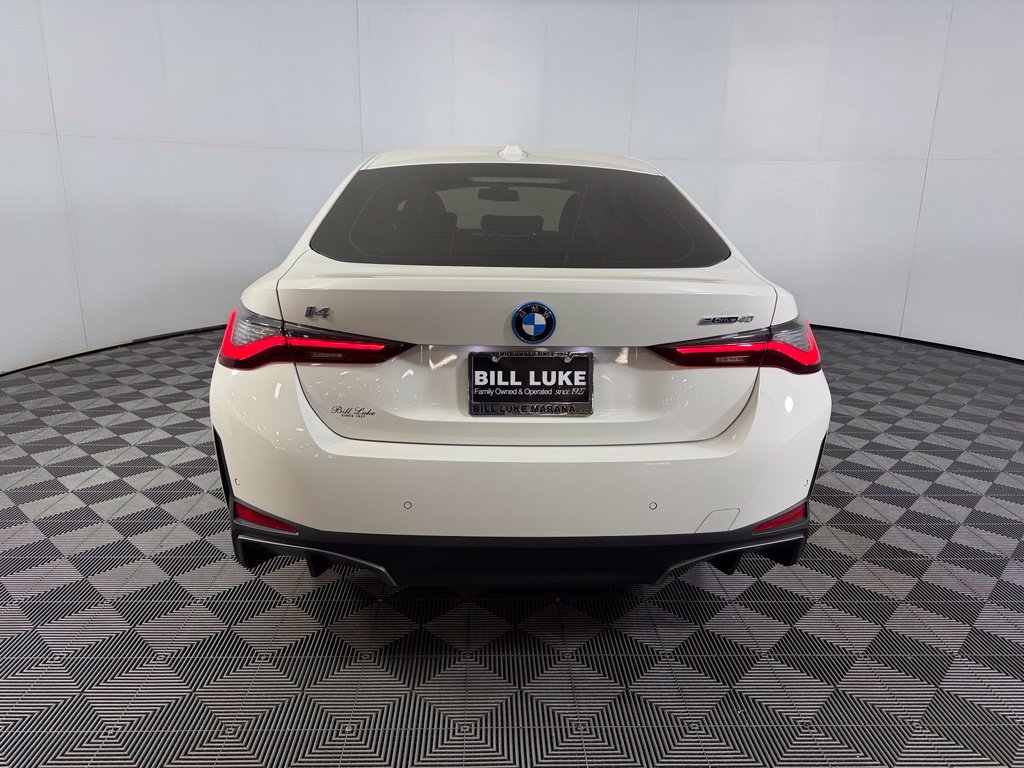 Used 2025 BMW i4 eDrive40 RWD image 11