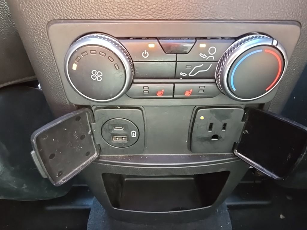 Used 2021 Ford Explorer Limited w/ Equipment Group 301A image 44