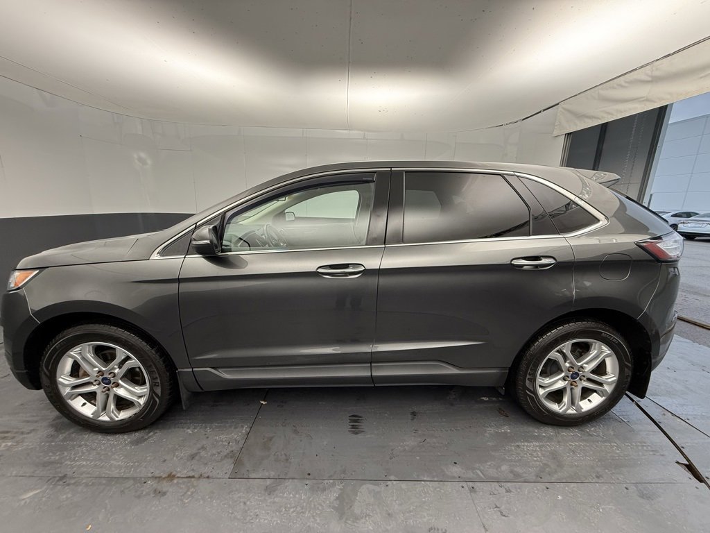 Used 2017 Ford Edge Titanium w/ Equipment Group 301A image 10