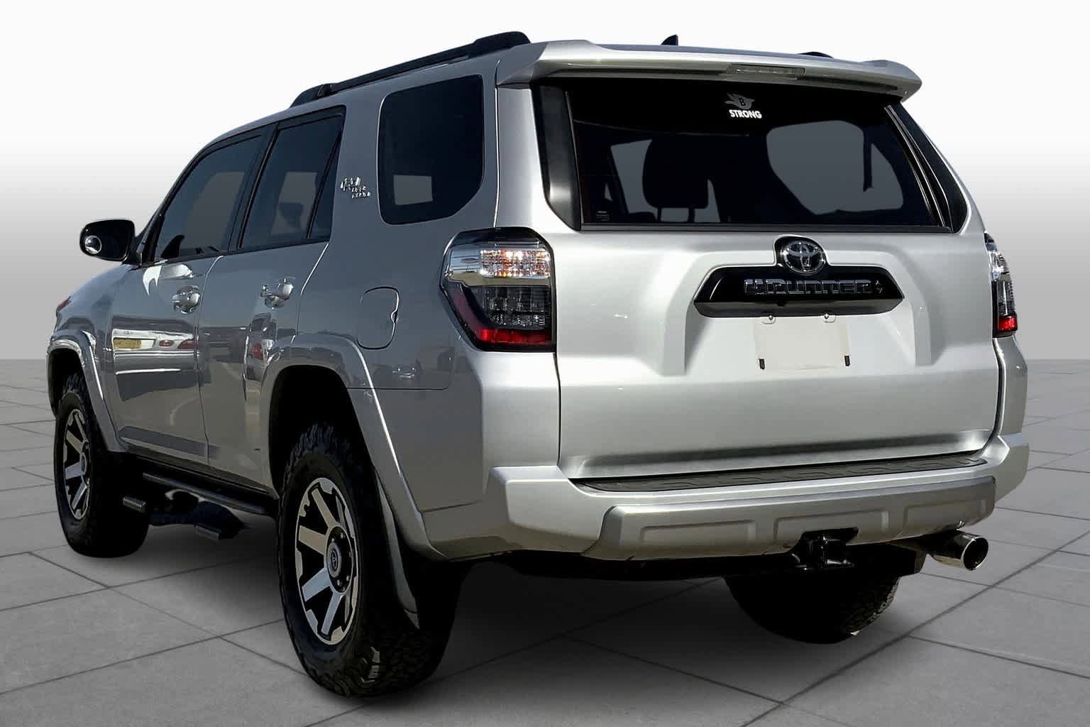 Used 2021 Toyota 4Runner TRD Off-Road Premium AWD/4WD image 12