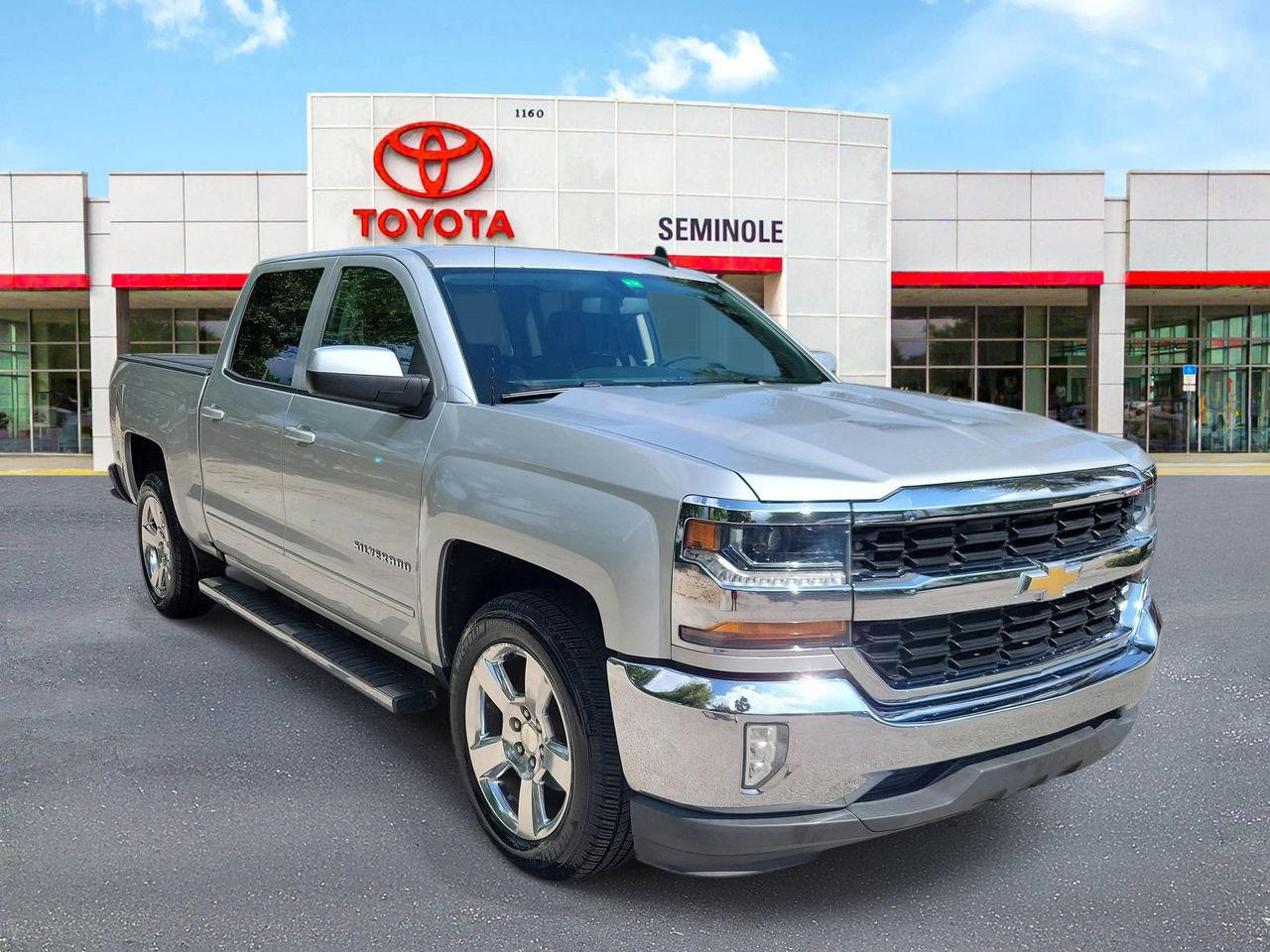 Used 2017 Chevrolet Silverado 1500 LT w/ All Star Edition image 2