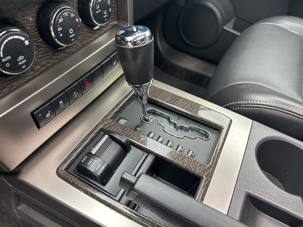 Used 2012 Jeep Liberty Limited Jet w/ Chrome Accents Group image 30