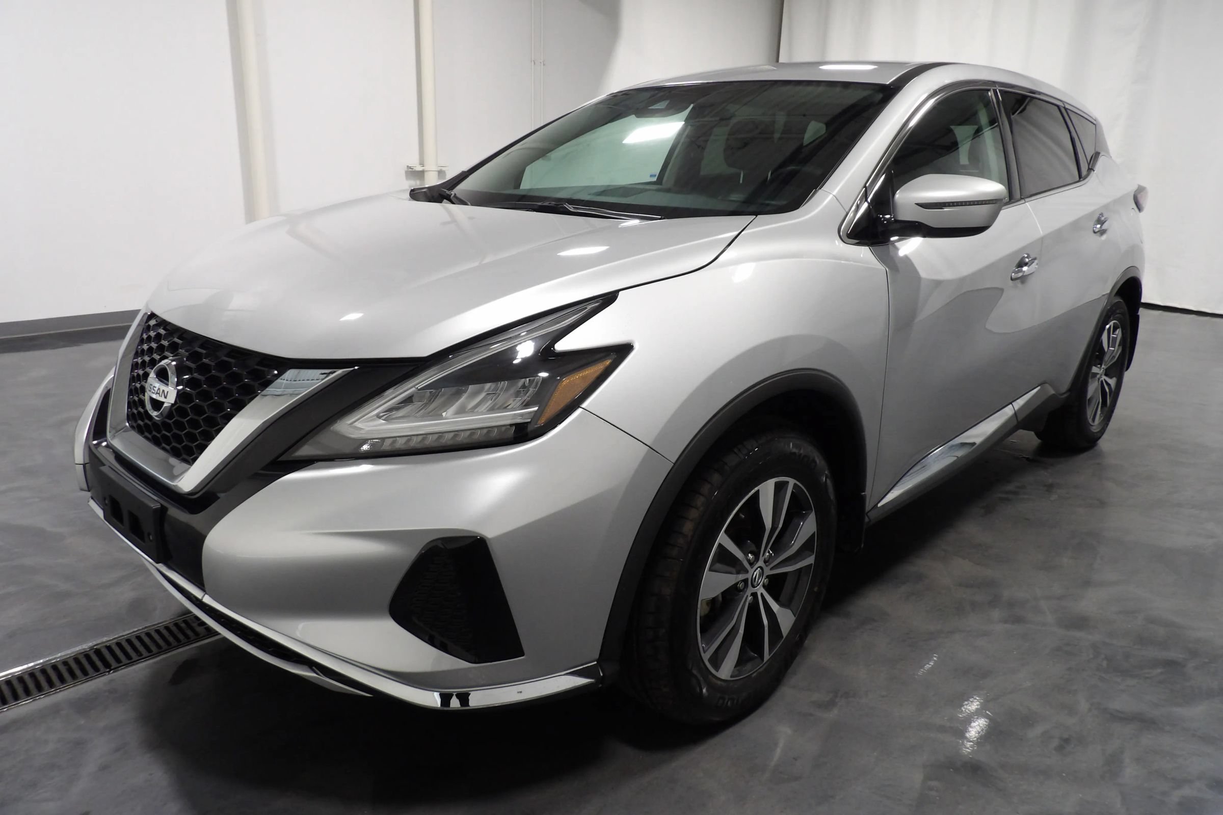 Used 2020 Nissan Murano S w/ Technology Package AWD/4WD image 3