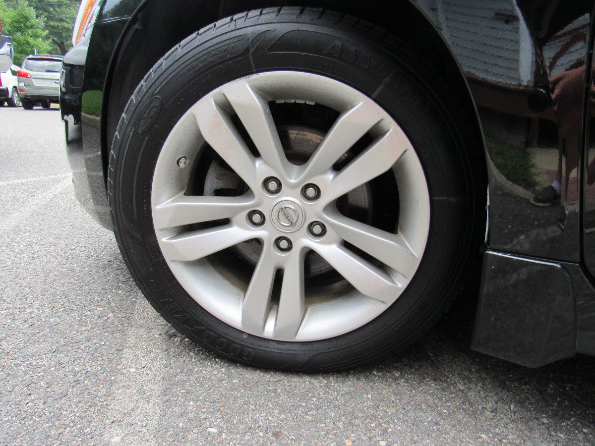 Used 2012 Nissan Altima 3.5 SR w/ Sport Pkg FWD image 11