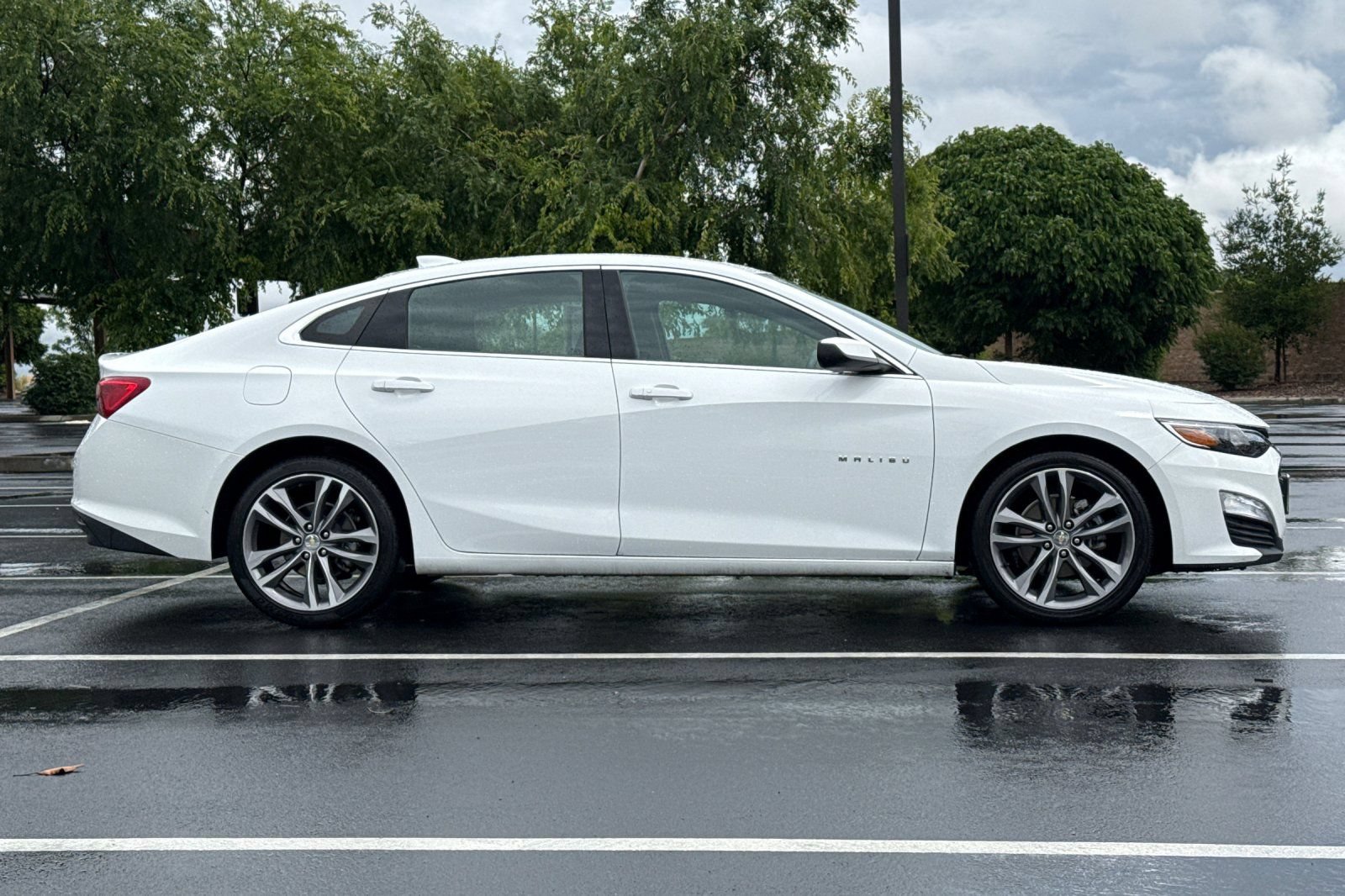 Used 2023 Chevrolet Malibu LT FWD image 8