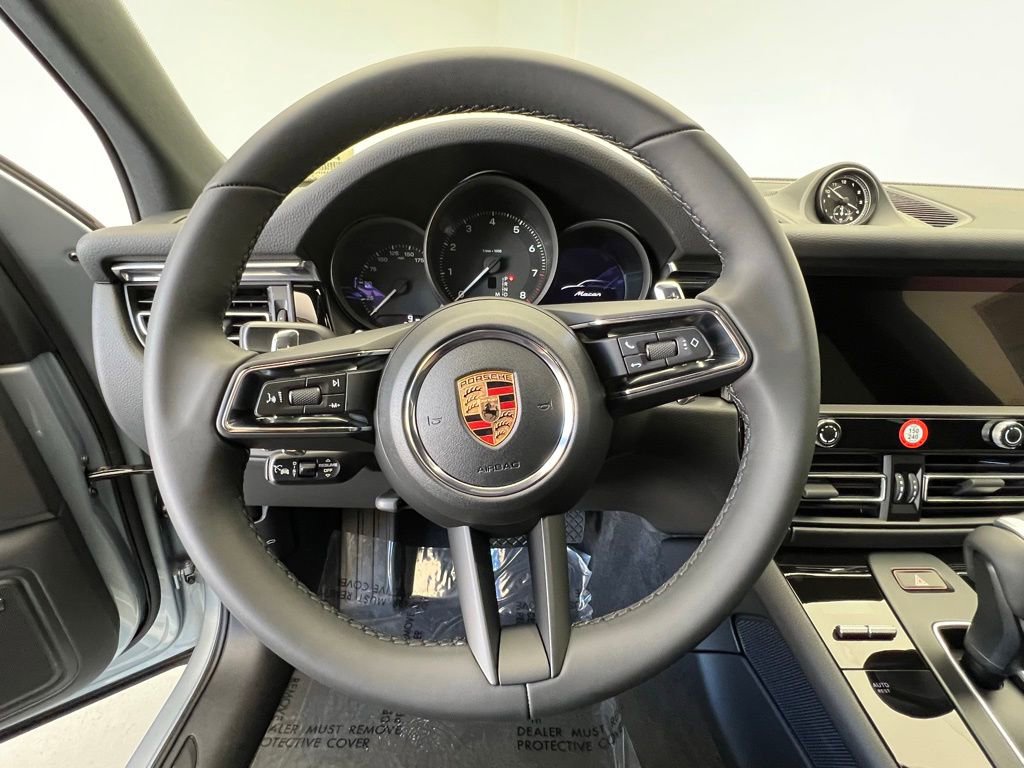 New 2026 Porsche Macan image 7