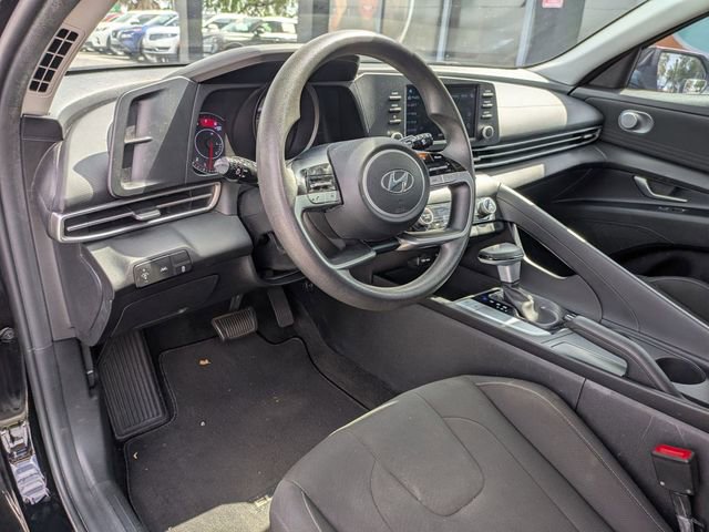 Used 2021 Hyundai Elantra SEL w/ Cargo Package FWD image 13