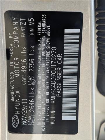 Used 2012 Hyundai Genesis 3.8 RWD image 22
