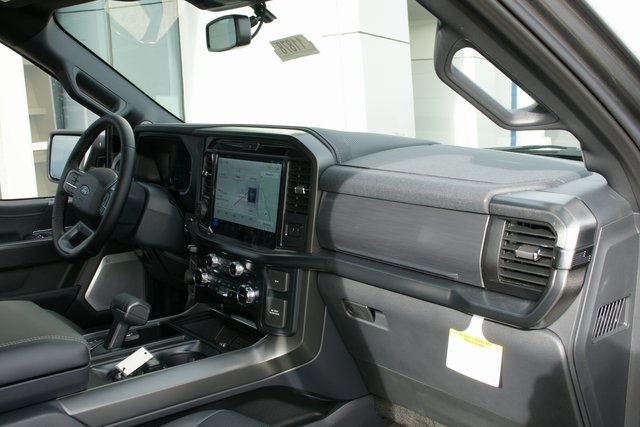 New 2025 Ford F150 Lariat w/ Equipment Group 502A High image 42