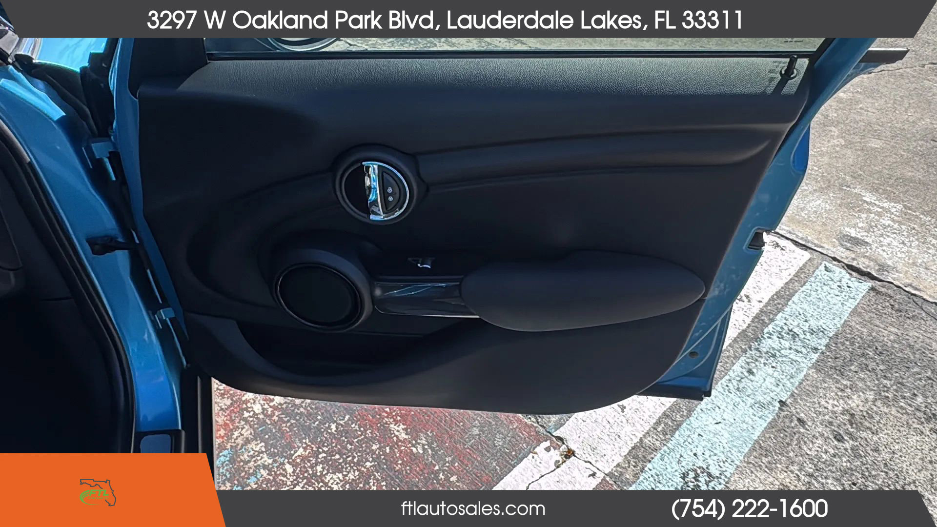 Used 2015 MINI Cooper 4-Door Hardtop image 38