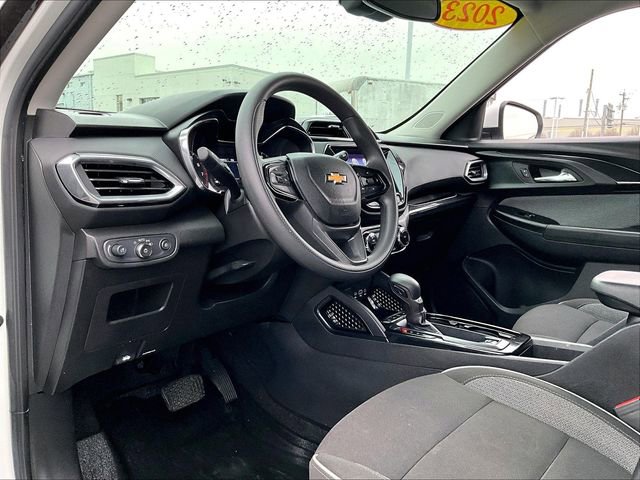 Used 2023 Chevrolet TrailBlazer LT w/ Convenience Package image 8