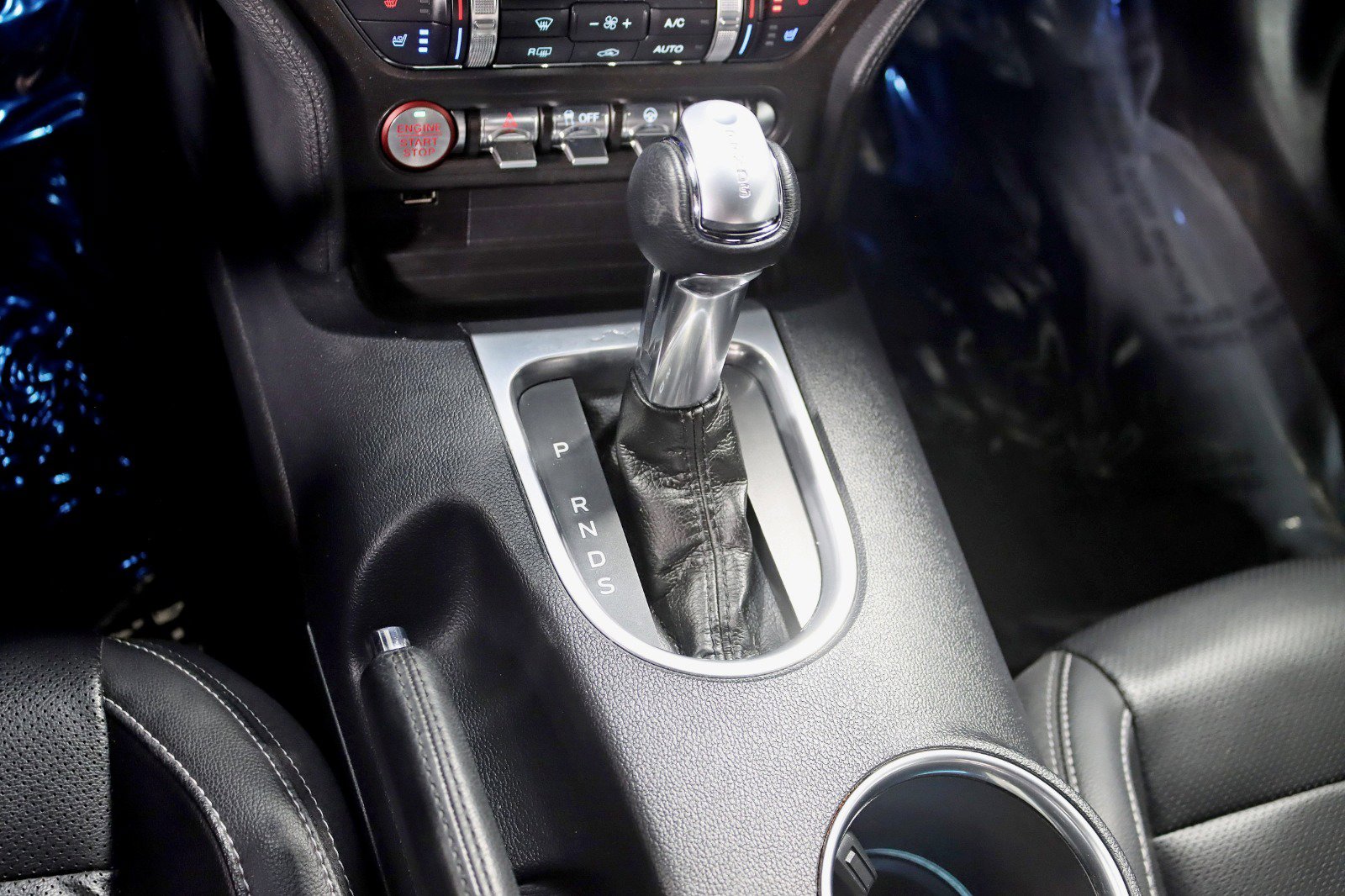 Used 2021 Ford Mustang Premium w/ Black Accent Package RWD image 22