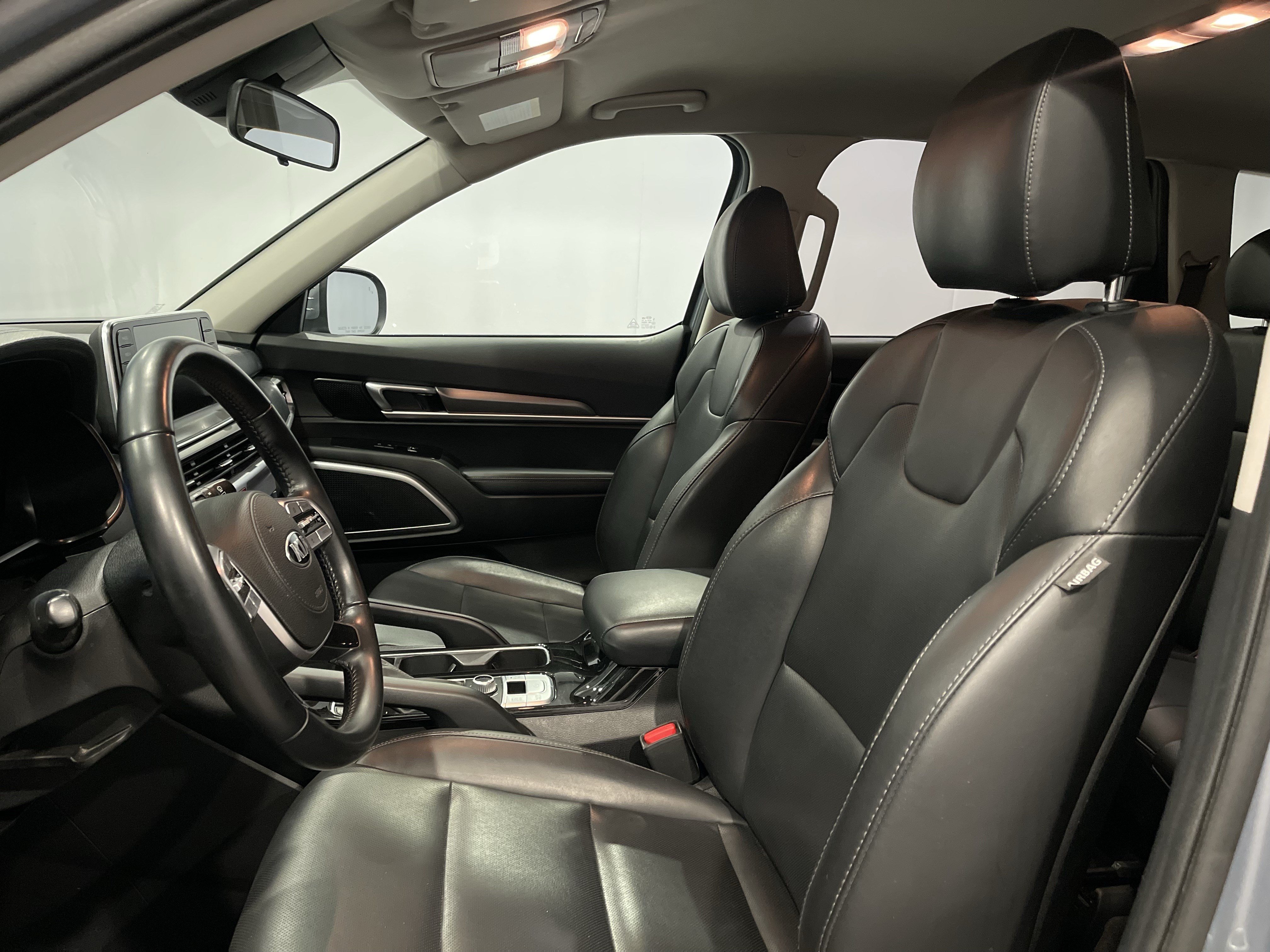 Used 2020 Kia Telluride LX AWD/4WD image 14
