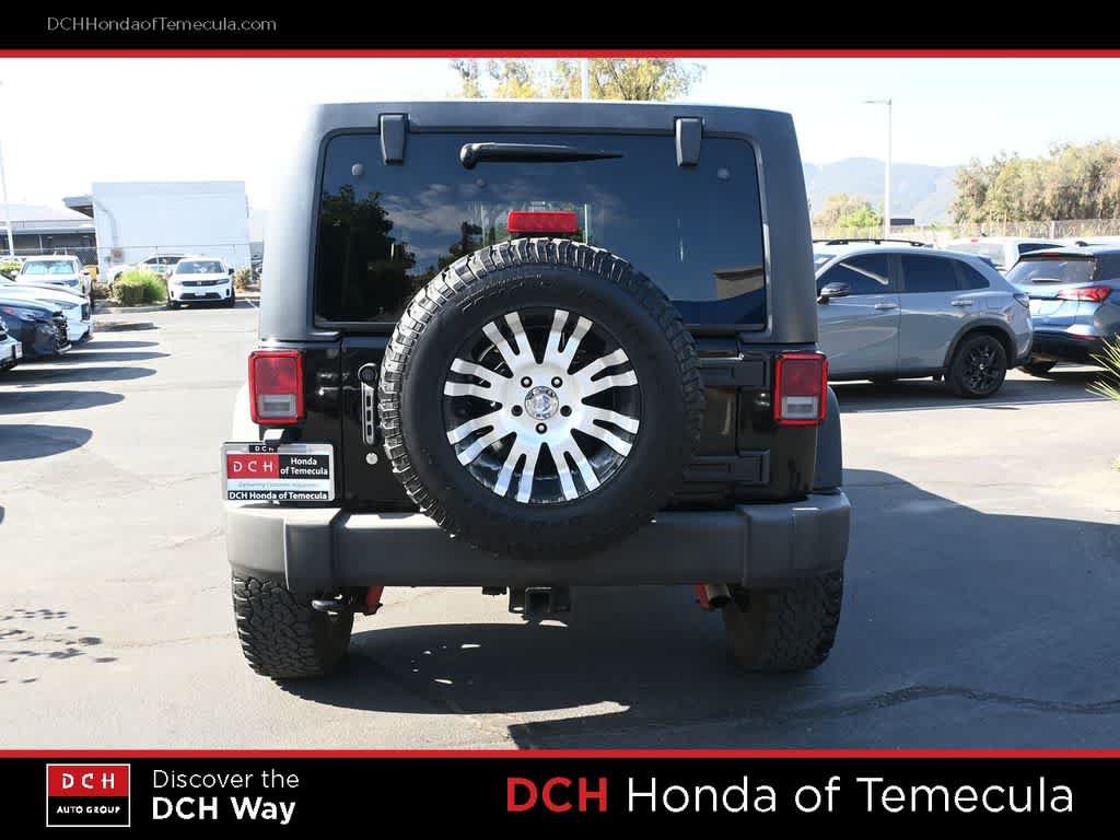 Used 2011 Jeep Wrangler Unlimited Rubicon w/ Trailer Tow Group AWD/4WD image 6