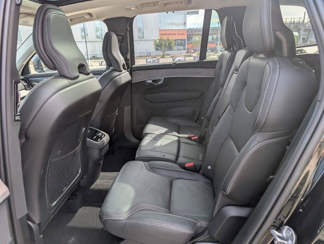 Used 2026 Volvo XC90 B6 Ultra AWD/4WD image 11