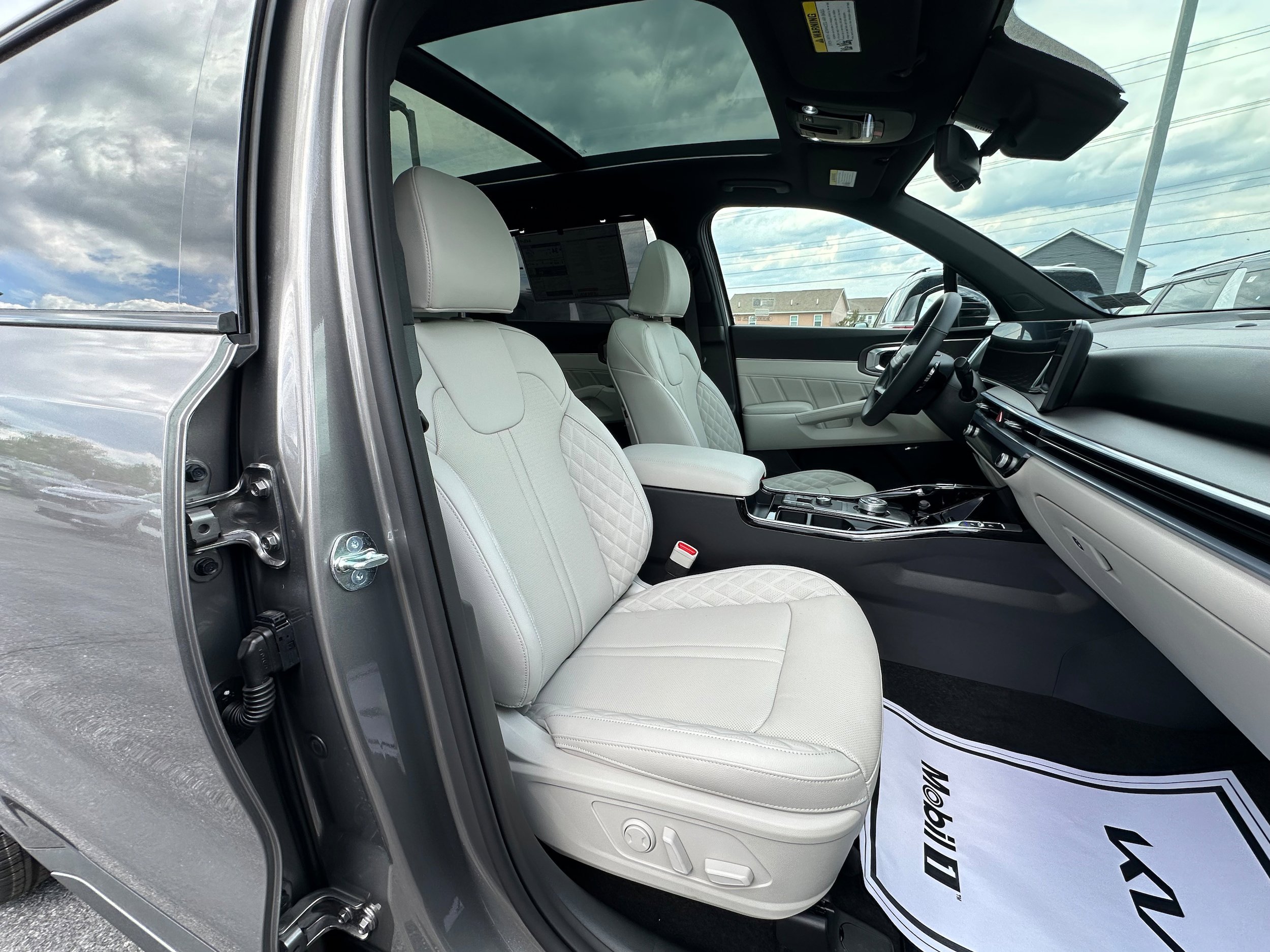 New 2026 Kia Sorento SX Prestige AWD/4WD image 25