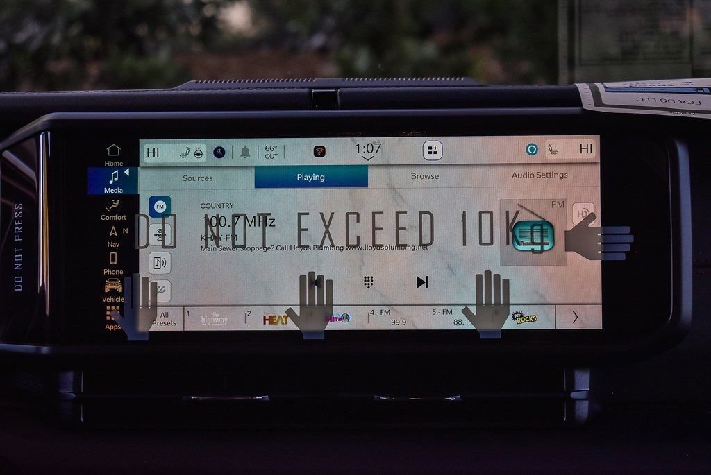 New 2026 Jeep Gladiator Mojave image 13