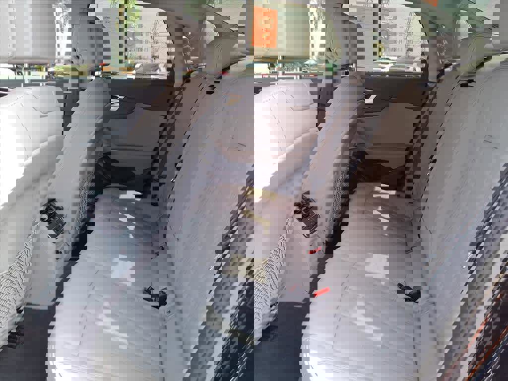 Used 2021 Audi A4 2.0T Premium w/ Convenience Package image 20