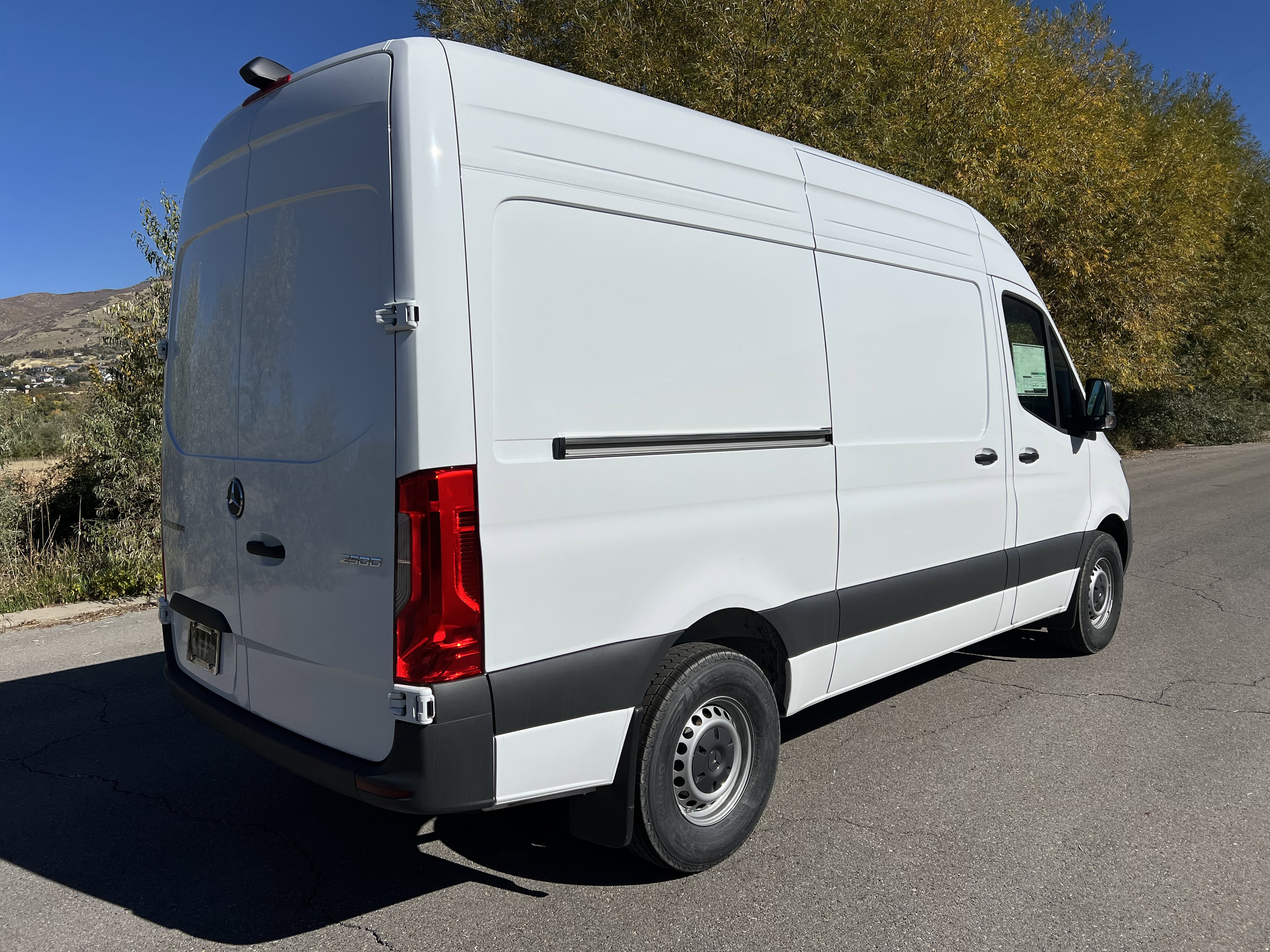 New 2025 Mercedes-Benz Sprinter 2500 image 13