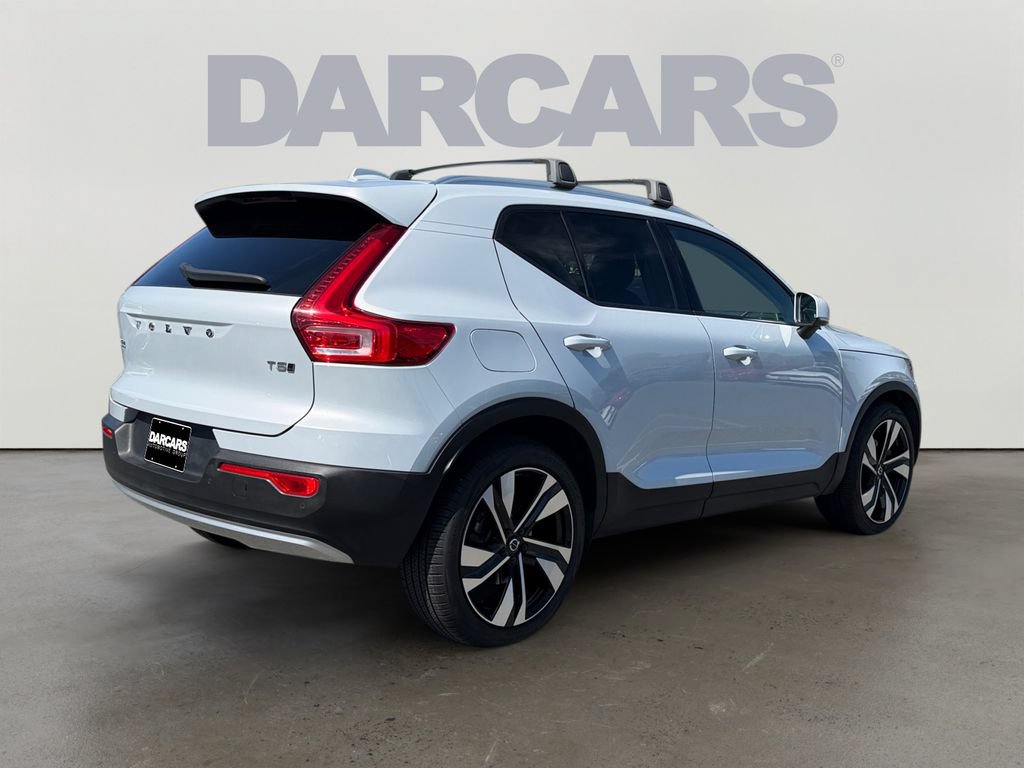 Used 2021 Volvo XC40 T5 Momentum AWD/4WD image 6