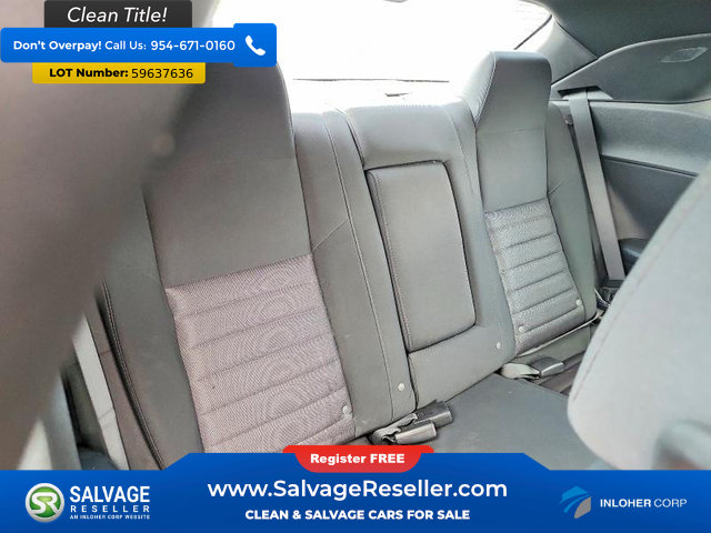 Used 2009 Dodge Challenger SE RWD image 13