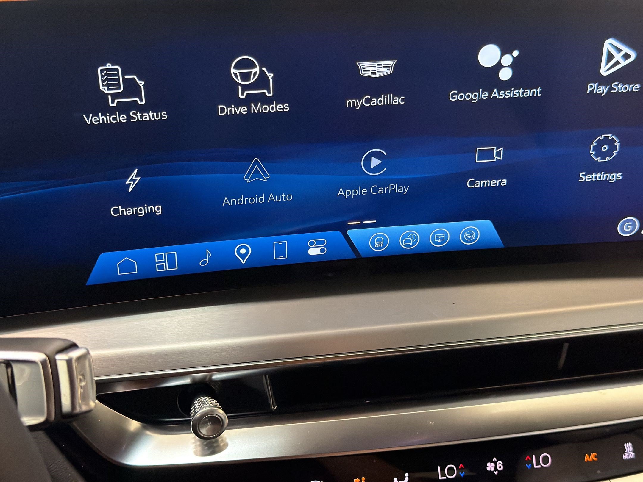 New 2026 Cadillac Lyriq Sport AWD/4WD image 22