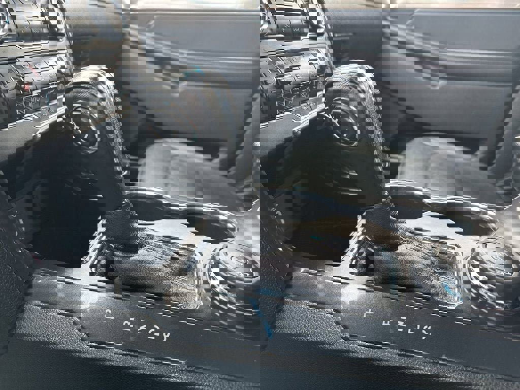 Used 2018 Ford Explorer XLT w/ Equipment Group 202A image 21