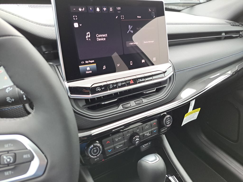 New 2026 Jeep Compass Limited AWD/4WD image 16