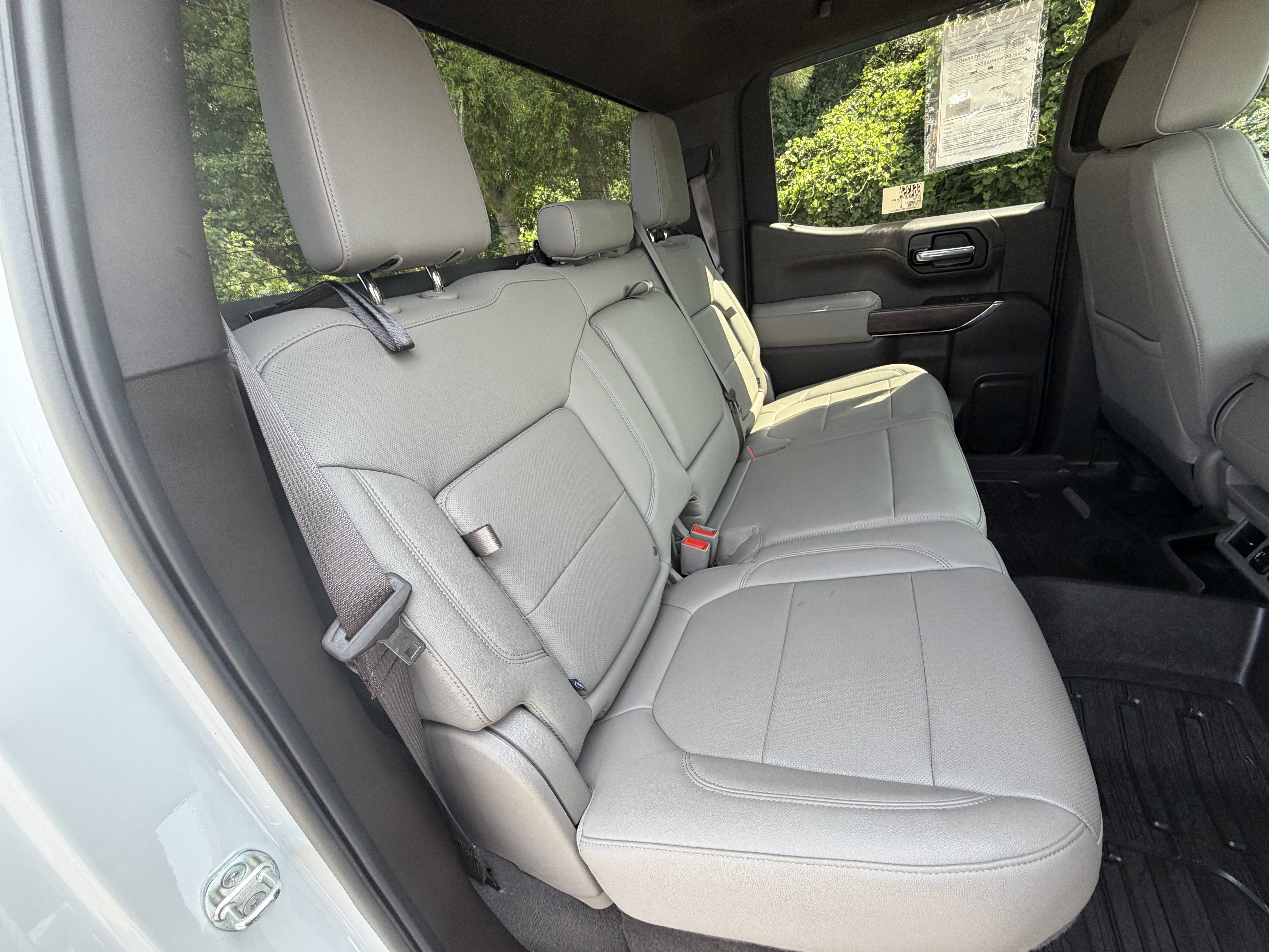 Used 2021 GMC Sierra 1500 SLT w/ X31 Off-Road Package AWD/4WD image 18