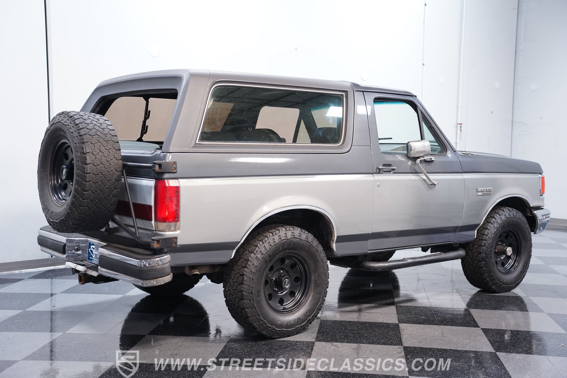 Used 1989 Ford Bronco AWD/4WD image 11