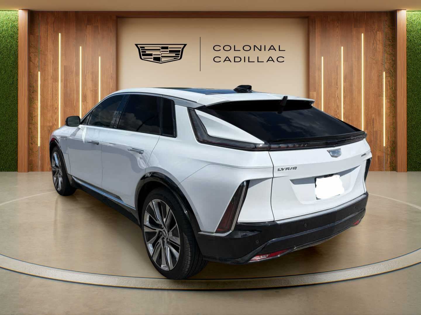 Used 2026 Cadillac Lyriq Signature Luxury w/ Nappa Leather Package AWD/4WD image 3