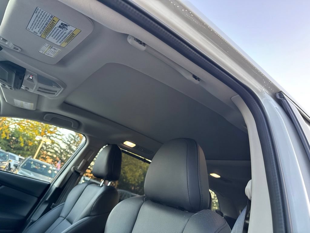 Certified 2025 Subaru Ascent Bronze Edition AWD/4WD image 12