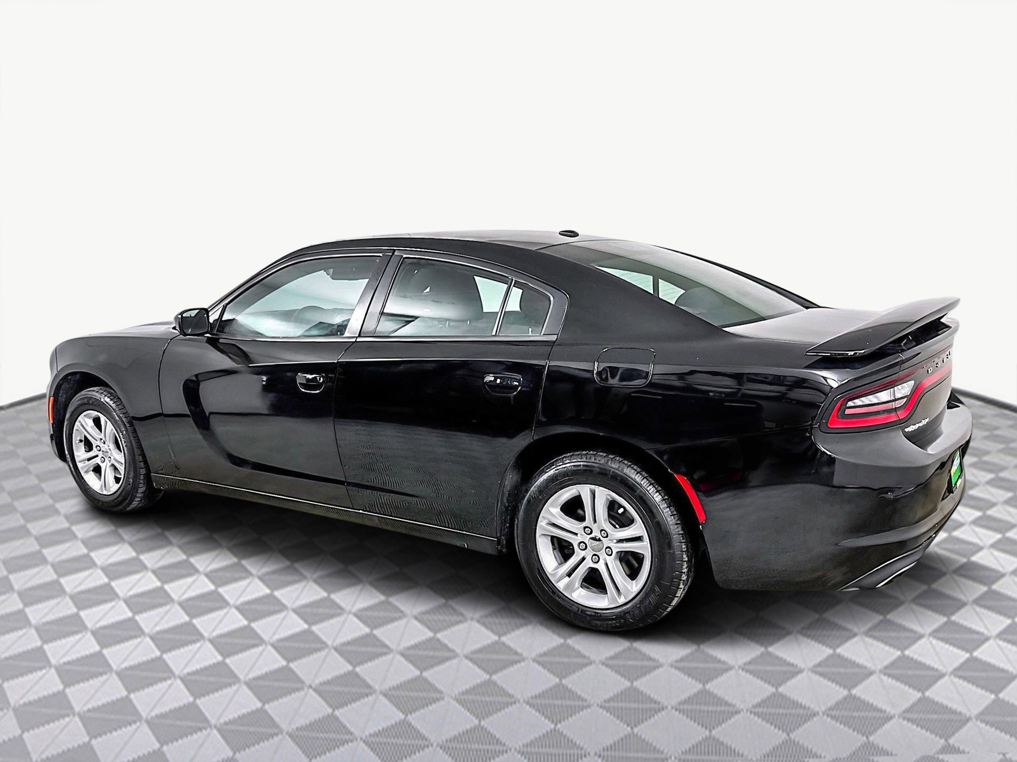 Used 2016 Dodge Charger SE w/ Popular Equipment Group image 7