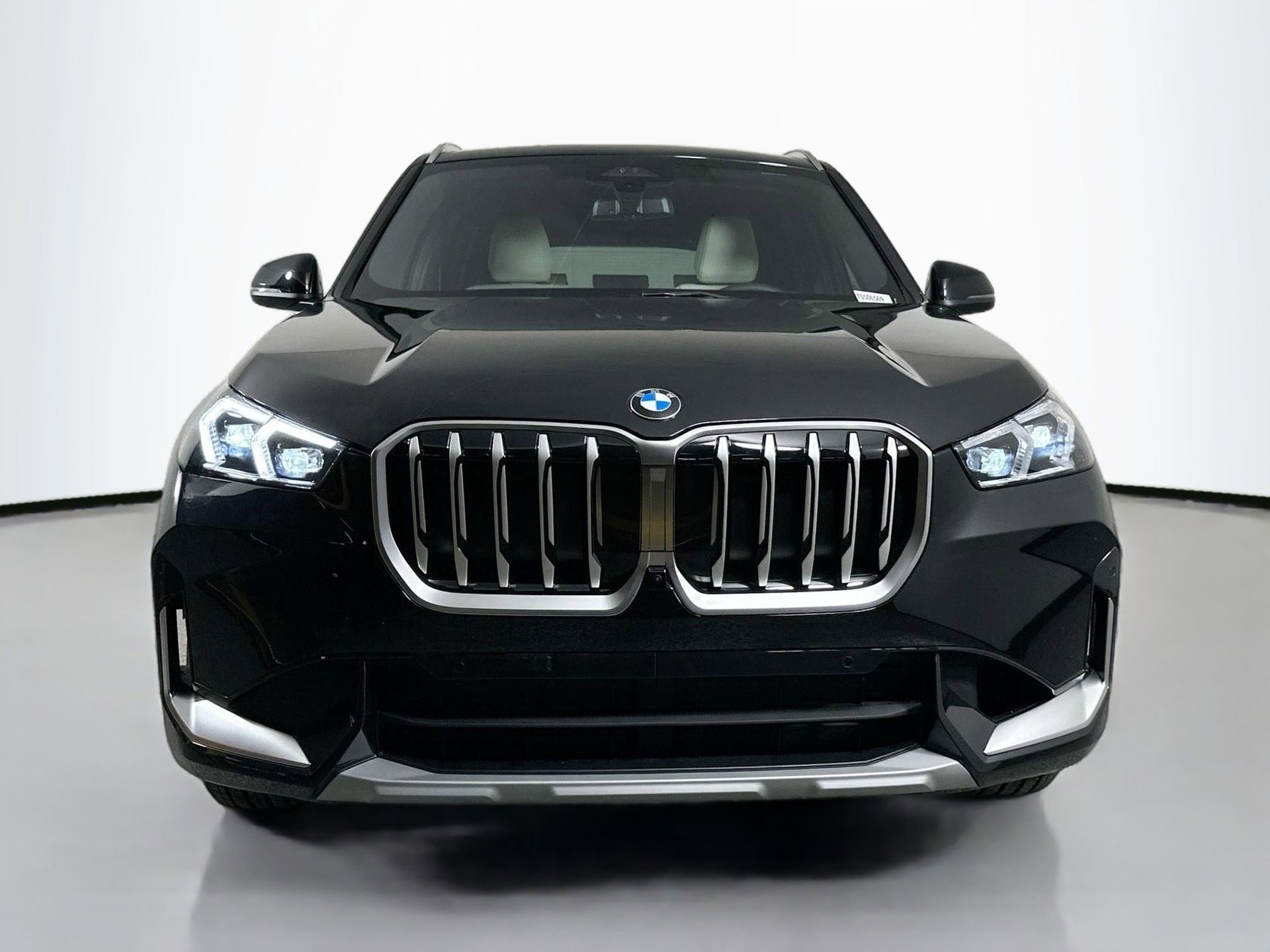 New 2026 BMW X1 xDrive28i w/ Technology Package image 2