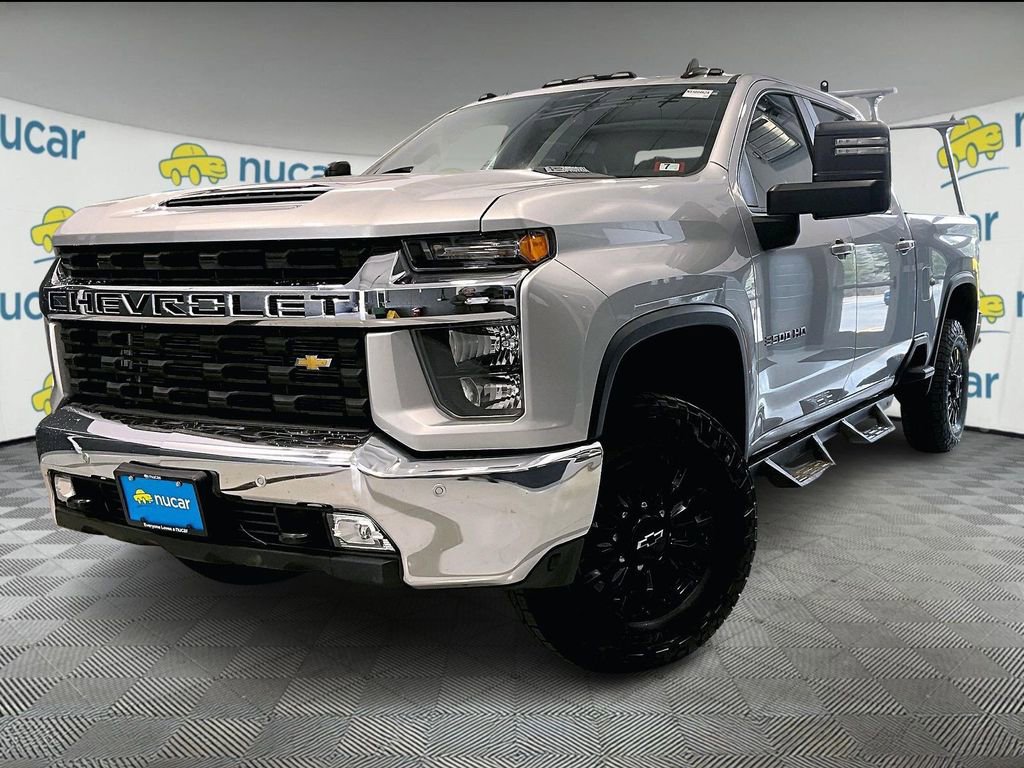 Used 2021 Chevrolet Silverado 3500 LT w/ All Star Edition AWD/4WD image 3
