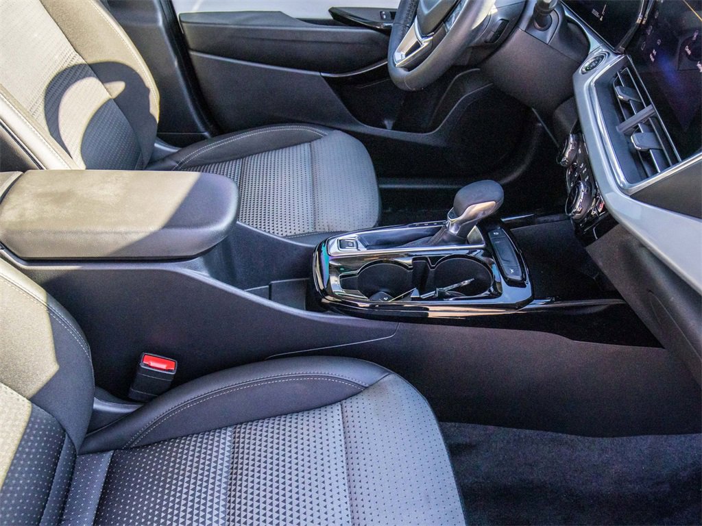 Used 2024 Chevrolet Trax LT w/ Driver Confidence Package image 15