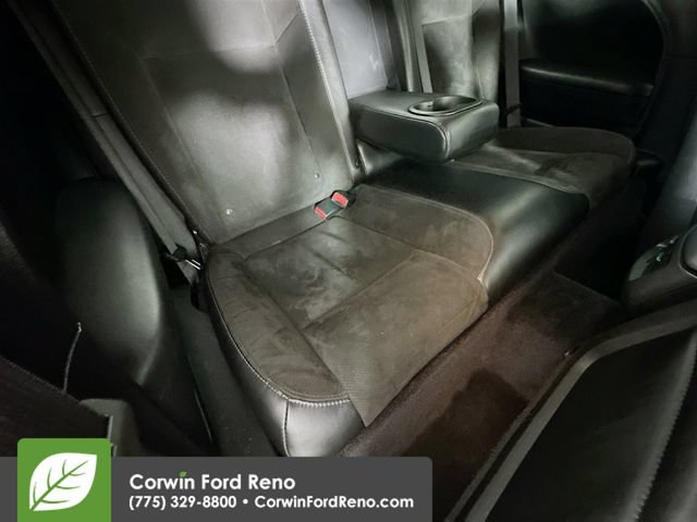 Used 2017 Dodge Challenger R/T Scat Pack w/ Leather Interior Group RWD image 28