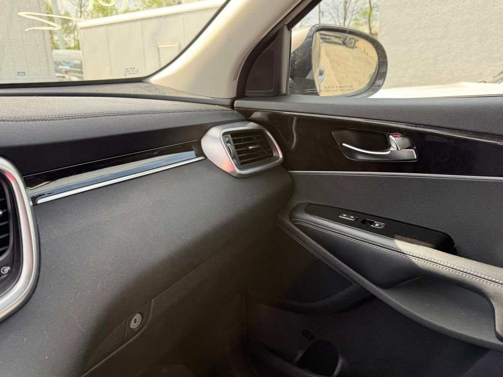 Used 2016 Kia Sorento EX w/ EX Premium Package image 19