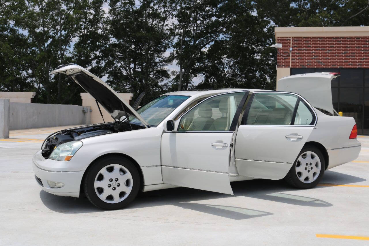 Used 2001 Lexus LS 430 RWD image 81